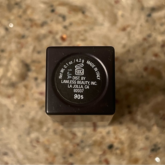 Lawless Satin Luxe Classic Cream lipstick - Picture 3 of 3